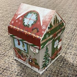 $1 Bundled * Christmas Santa Reindeer Snow House Gift Box * NEW